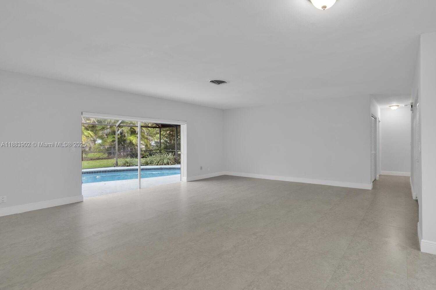 Small Image of 8445 SOUTH WEST 147TH ST, Palmetto Bay Number 7