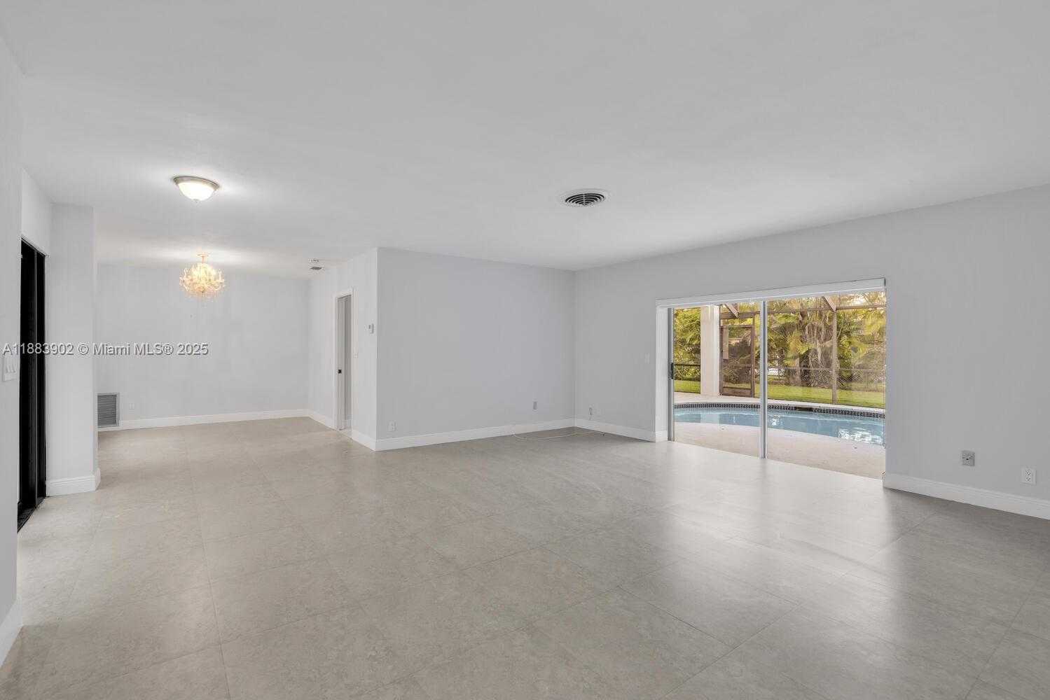Small Image of 8445 SOUTH WEST 147TH ST, Palmetto Bay Number 9