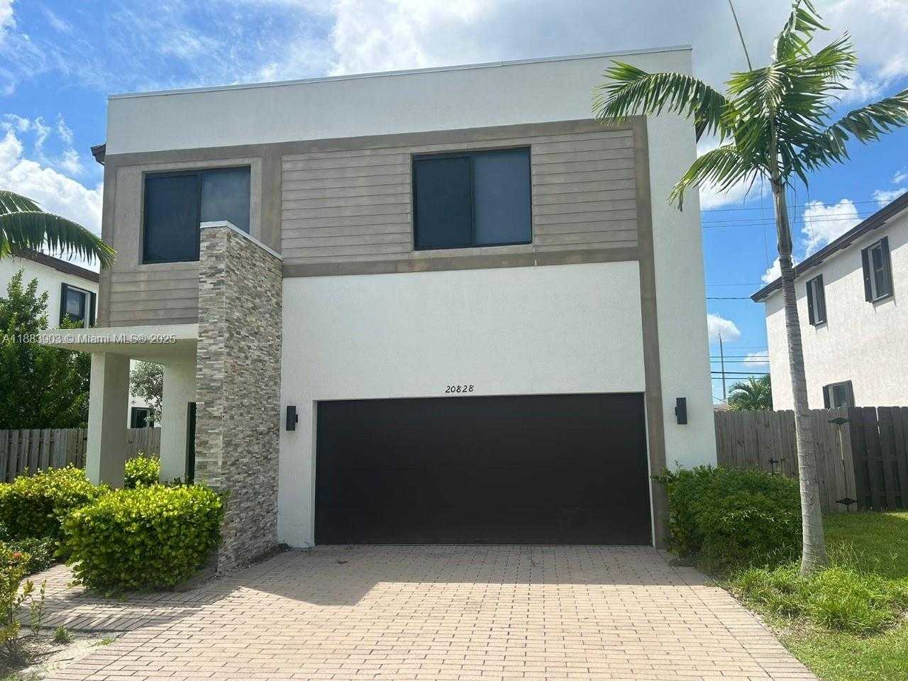Small Image of 20828 NORTH EAST 2ND CT, Miami Number 2
