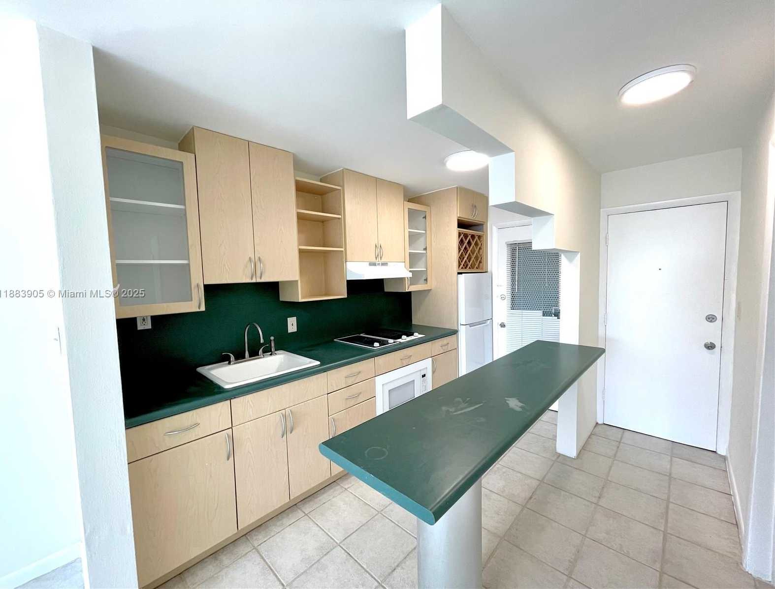 Small Image of 1100 11TH ST #302, Miami Beach Number 5