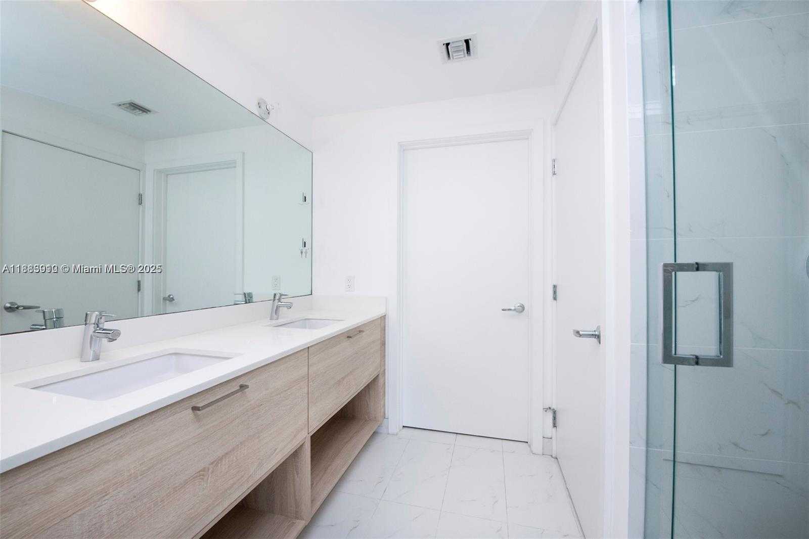 Small Image of 16385 BISCAYNE BLVD #2616, North Miami Beach Number 17