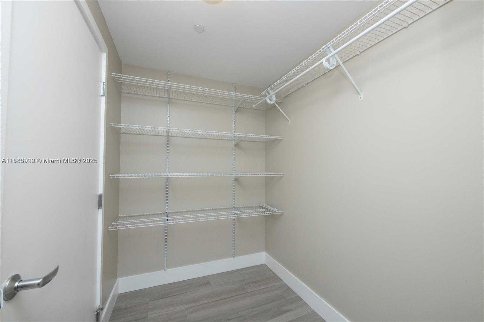 Small Image of 16385 BISCAYNE BLVD #2616, North Miami Beach Number 19