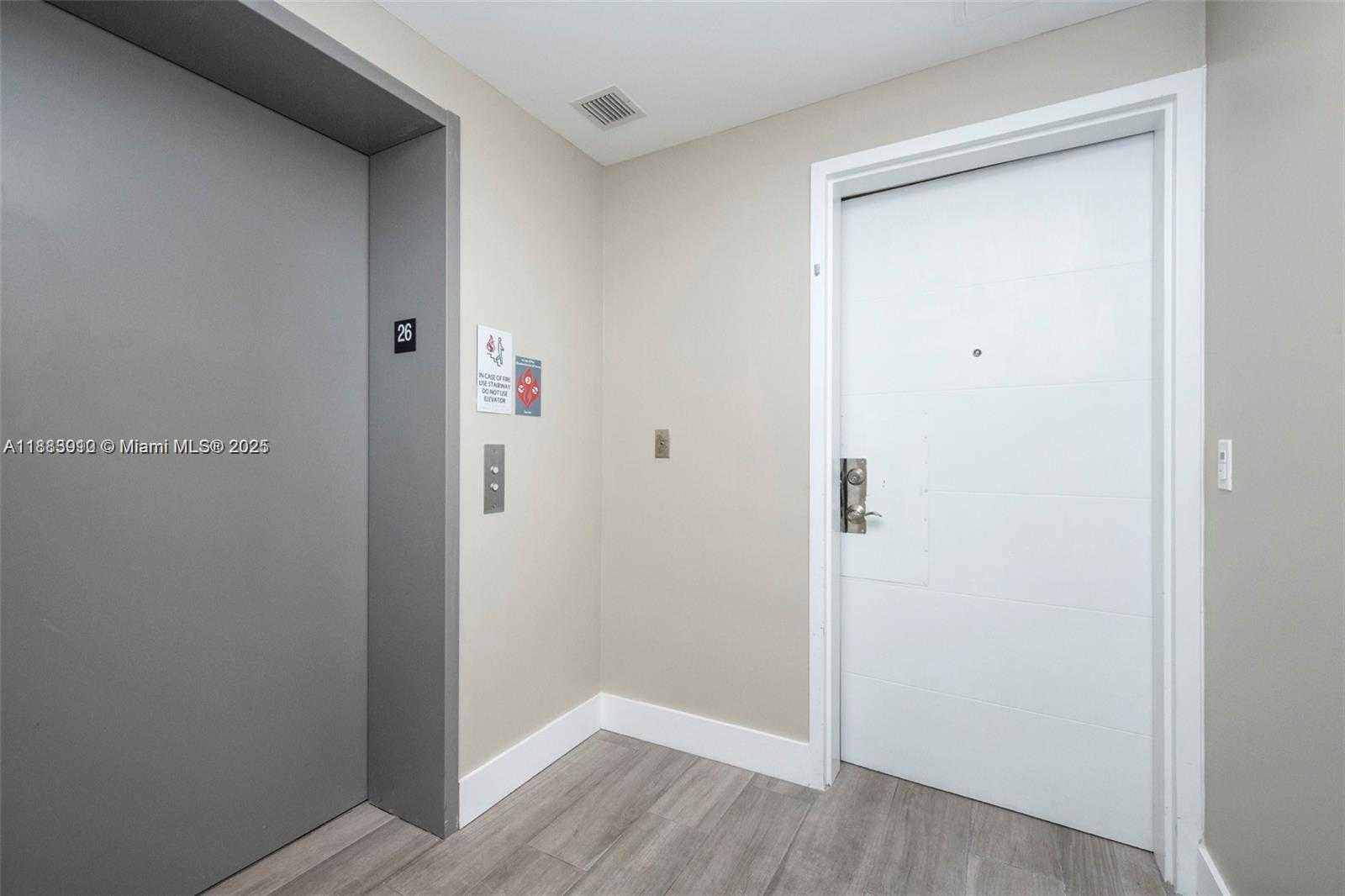 Small Image of 16385 BISCAYNE BLVD #2616, North Miami Beach Number 2
