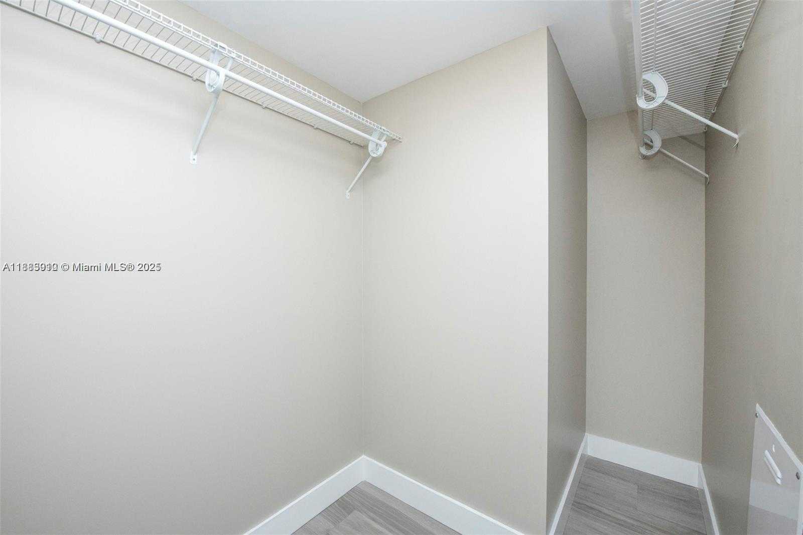 Small Image of 16385 BISCAYNE BLVD #2616, North Miami Beach Number 20