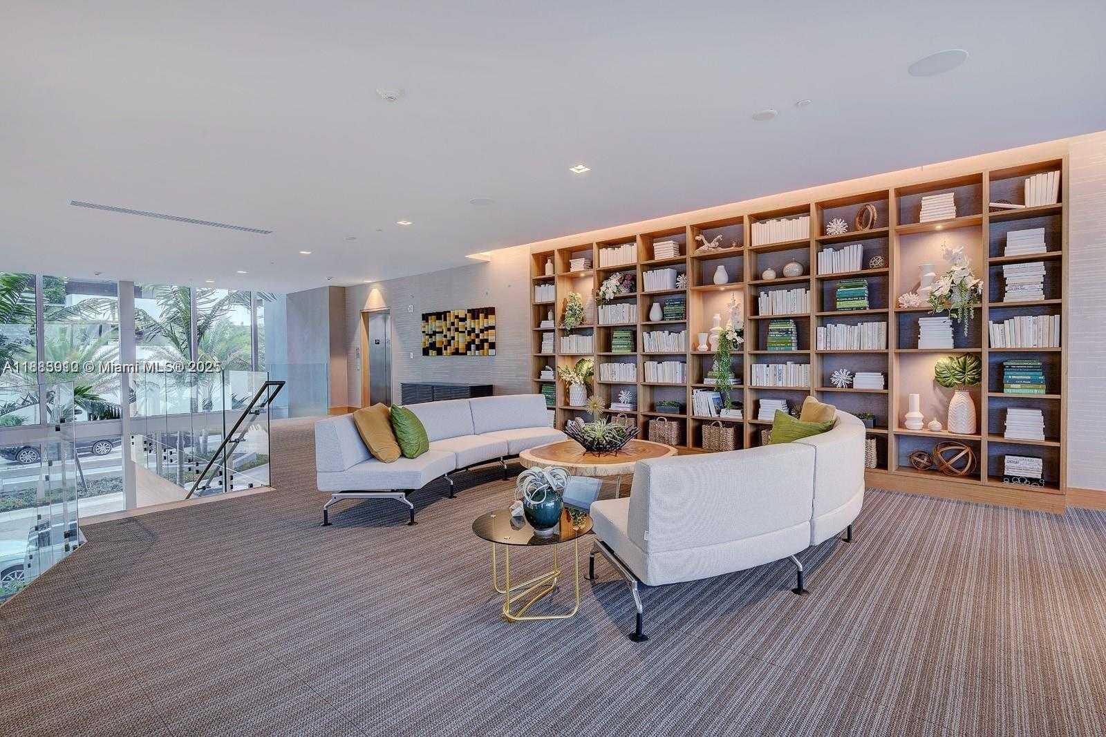 Small Image of 16385 BISCAYNE BLVD #2616, North Miami Beach Number 42