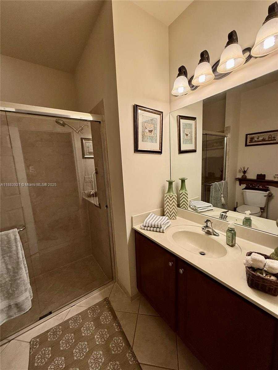 Small Image of 11922 SOUTH WEST 154TH PATH, Miami Number 21