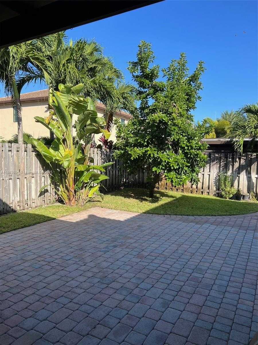 Small Image of 11922 SOUTH WEST 154TH PATH, Miami Number 24