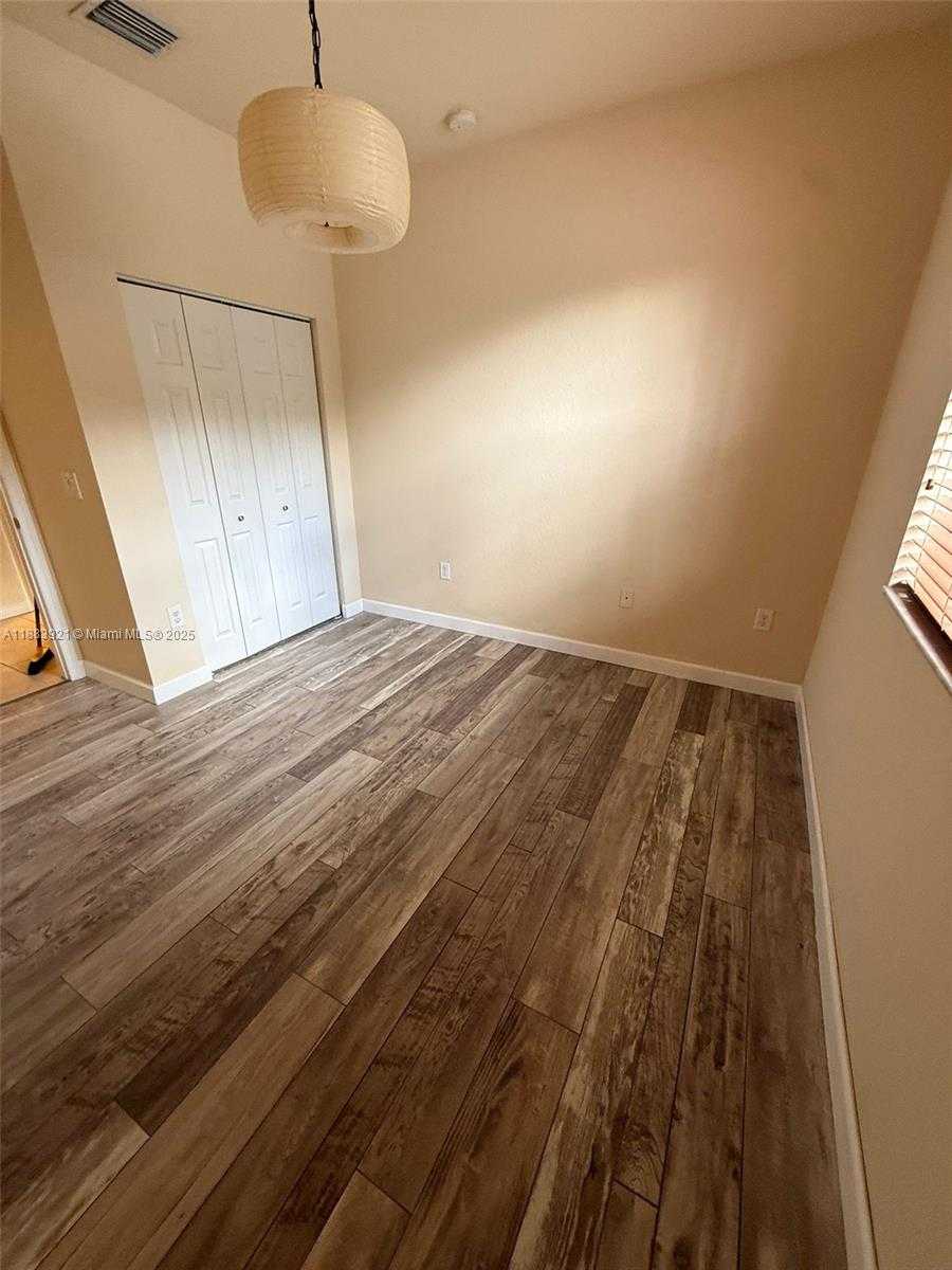 Small Image of 11922 SOUTH WEST 154TH PATH, Miami Number 28