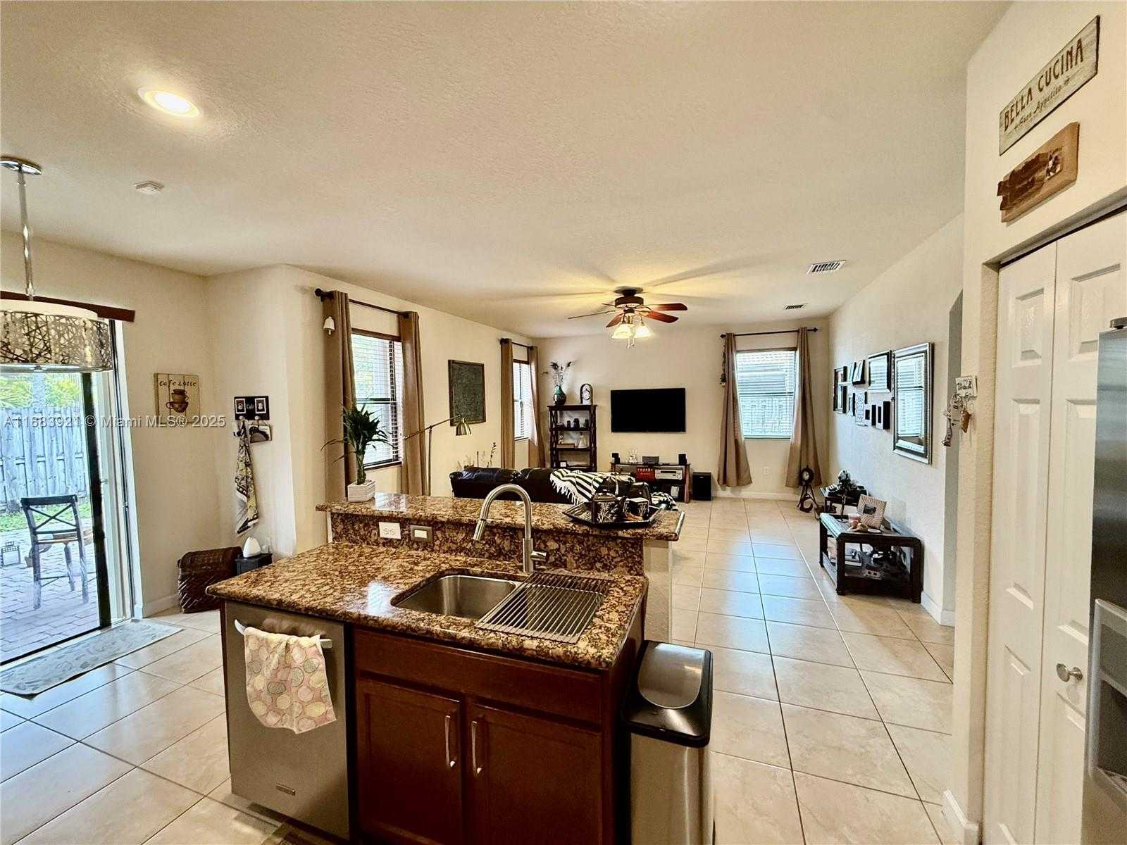 Small Image of 11922 SOUTH WEST 154TH PATH, Miami Number 6