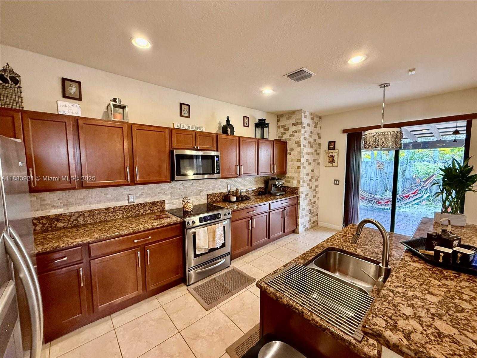Small Image of 11922 SOUTH WEST 154TH PATH, Miami Number 9