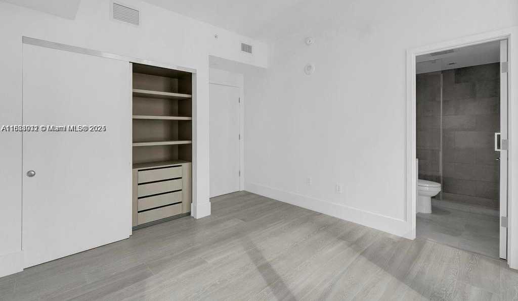 Small Image of 788 NORTH EAST 23RD ST #1402, Miami Number 13