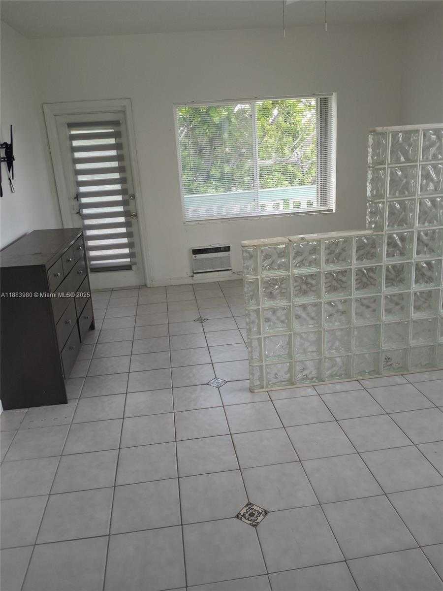 Small Image of 6490 COLLINS AVE #18, Miami Beach Number 6