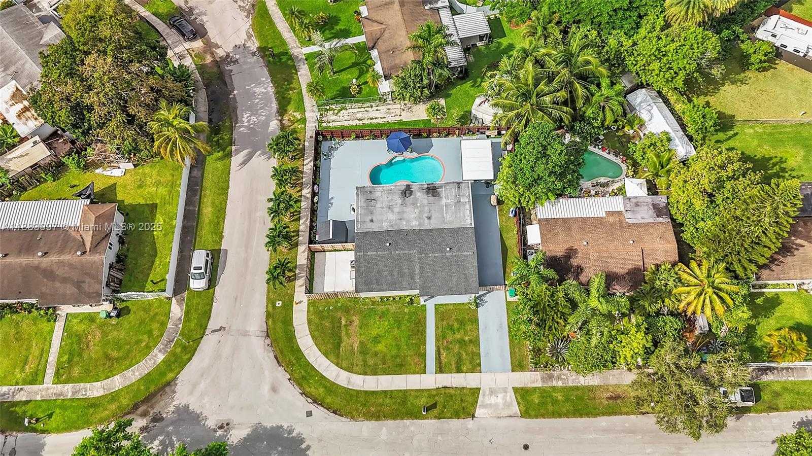 Small Image of 29928 SOUTH WEST 159TH DR, Homestead Number 2