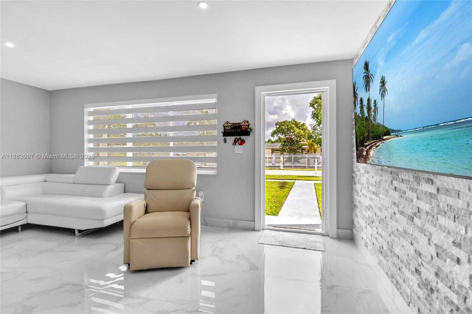 Small Image of 29928 SOUTH WEST 159TH DR, Homestead Number 4