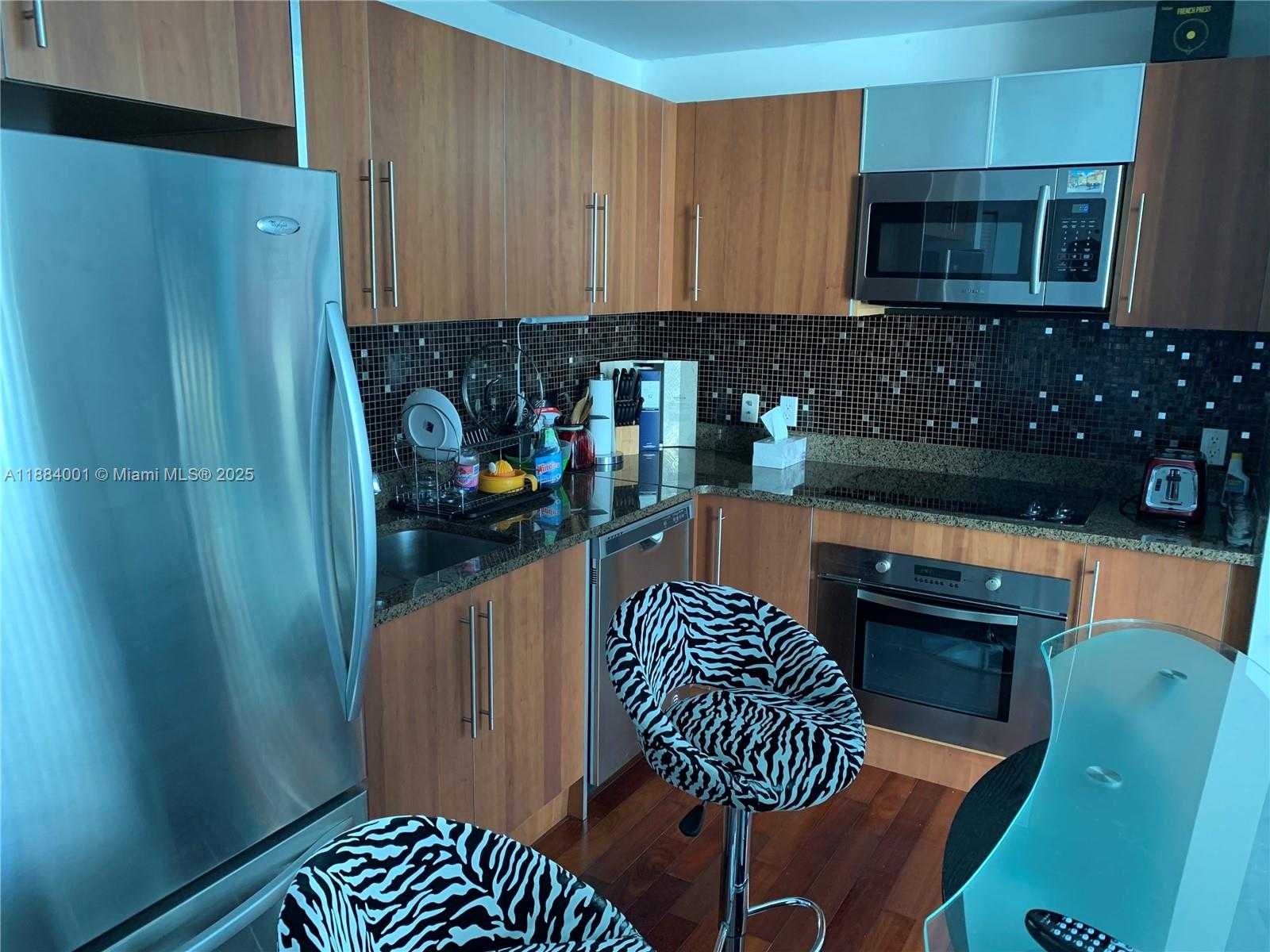 Small Image of 300 SOUTH BISCAYNE BLVD #1603, Miami Number 12