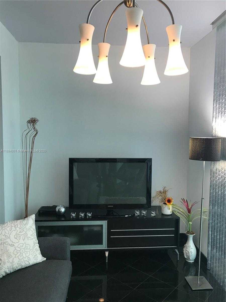 Small Image of 300 SOUTH BISCAYNE BLVD #1603, Miami Number 16