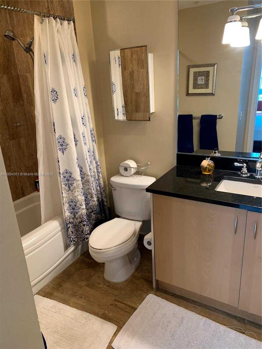 Small Image of 300 SOUTH BISCAYNE BLVD #1603, Miami Number 17