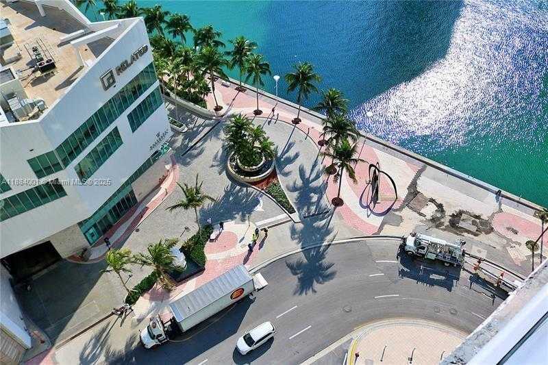 Small Image of 300 SOUTH BISCAYNE BLVD #1603, Miami Number 3