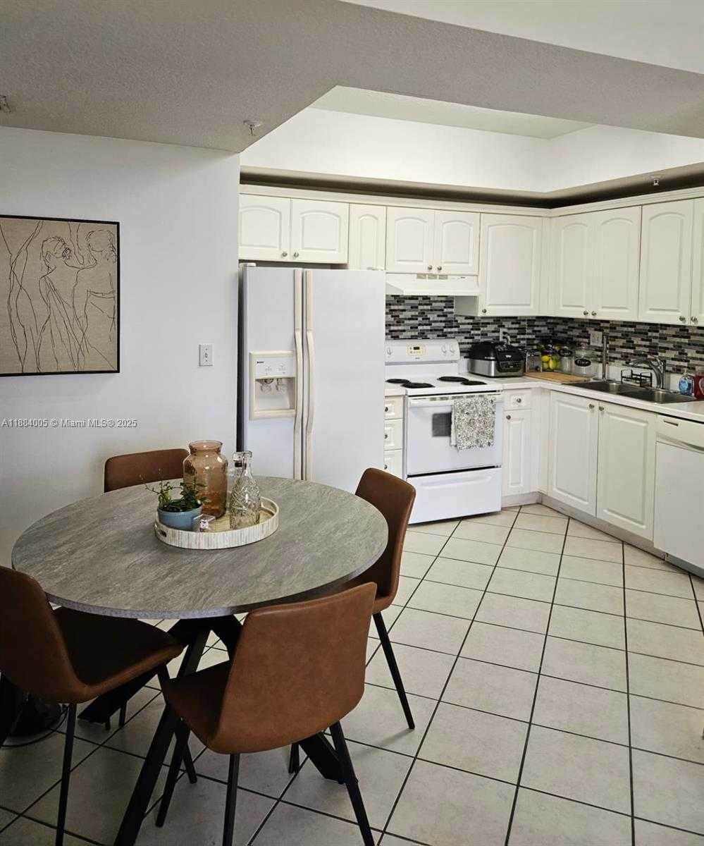 Small Image of 3500 CORAL WAY #704, Miami Number 16