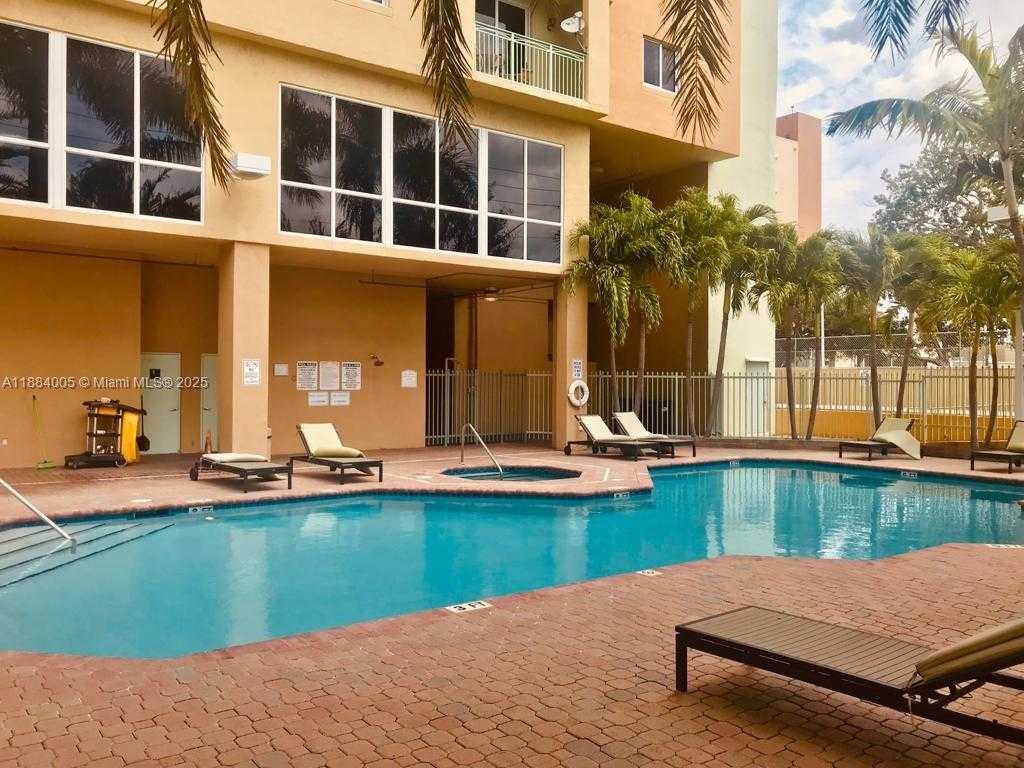 Small Image of 3500 CORAL WAY #704, Miami Number 5