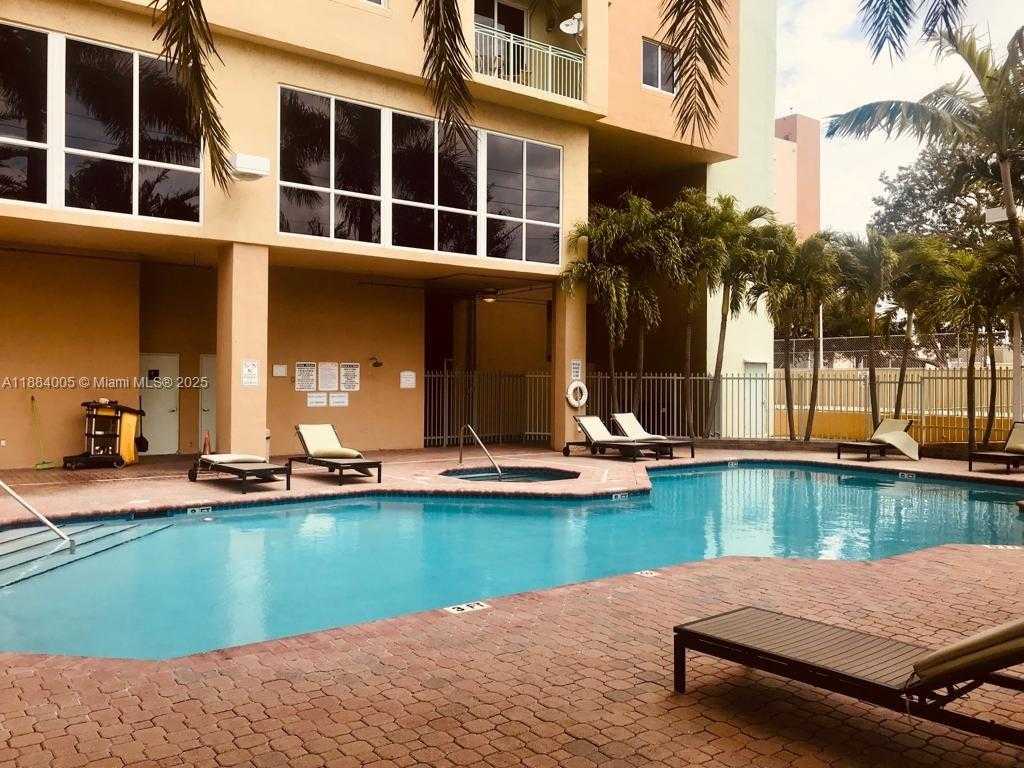 Small Image of 3500 CORAL WAY #704, Miami Number 6