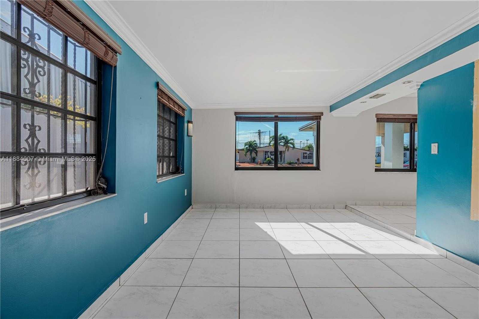 Small Image of 1231 WEST 60TH TER, Hialeah Number 10