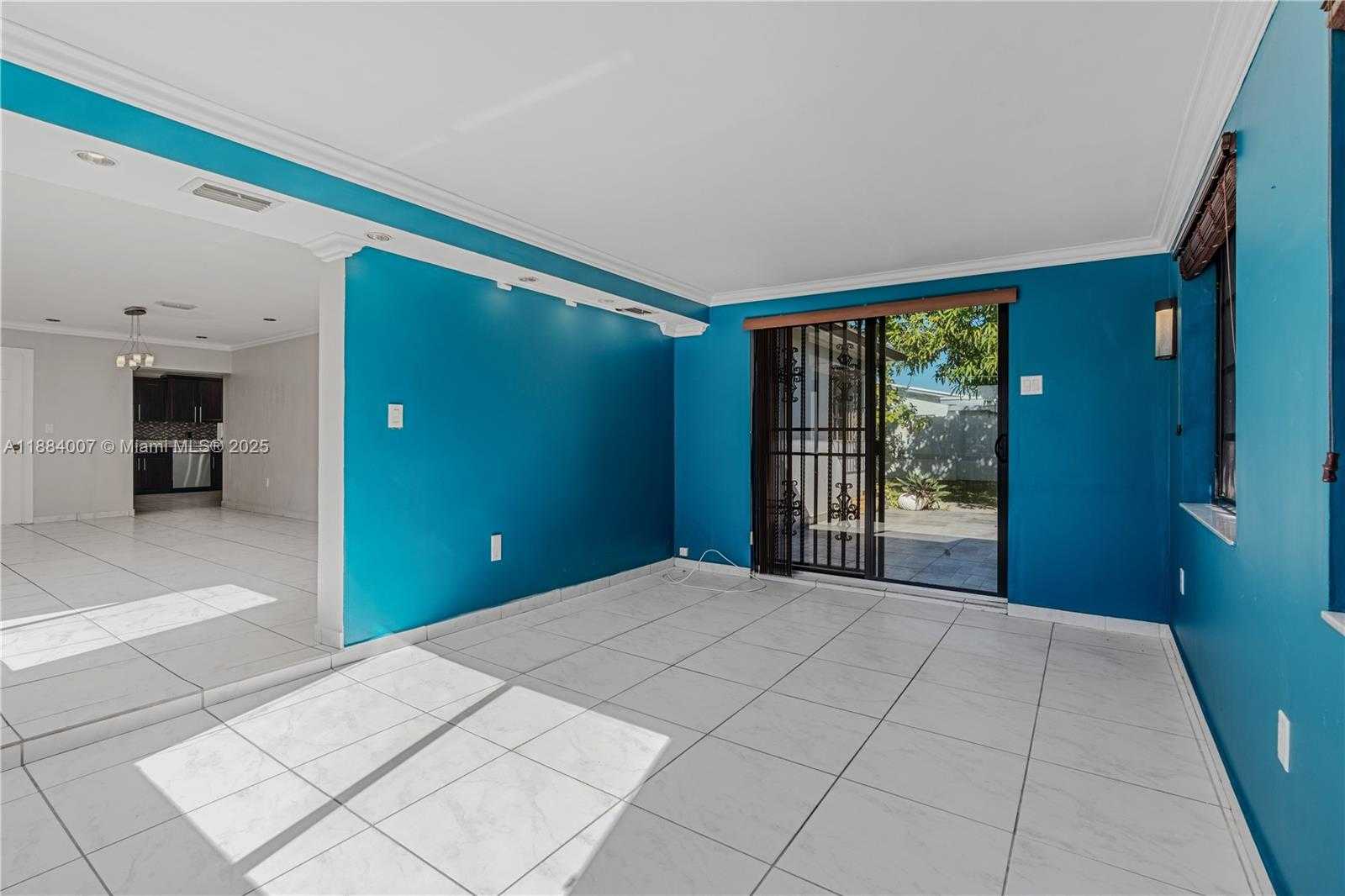 Small Image of 1231 WEST 60TH TER, Hialeah Number 11