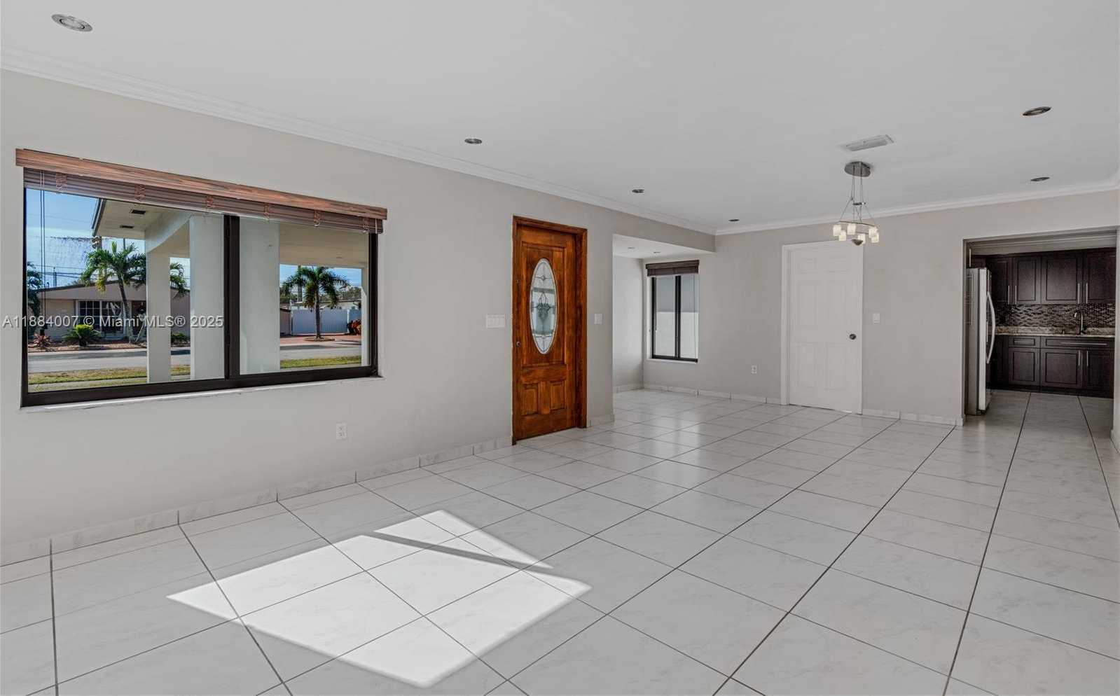 Small Image of 1231 WEST 60TH TER, Hialeah Number 2