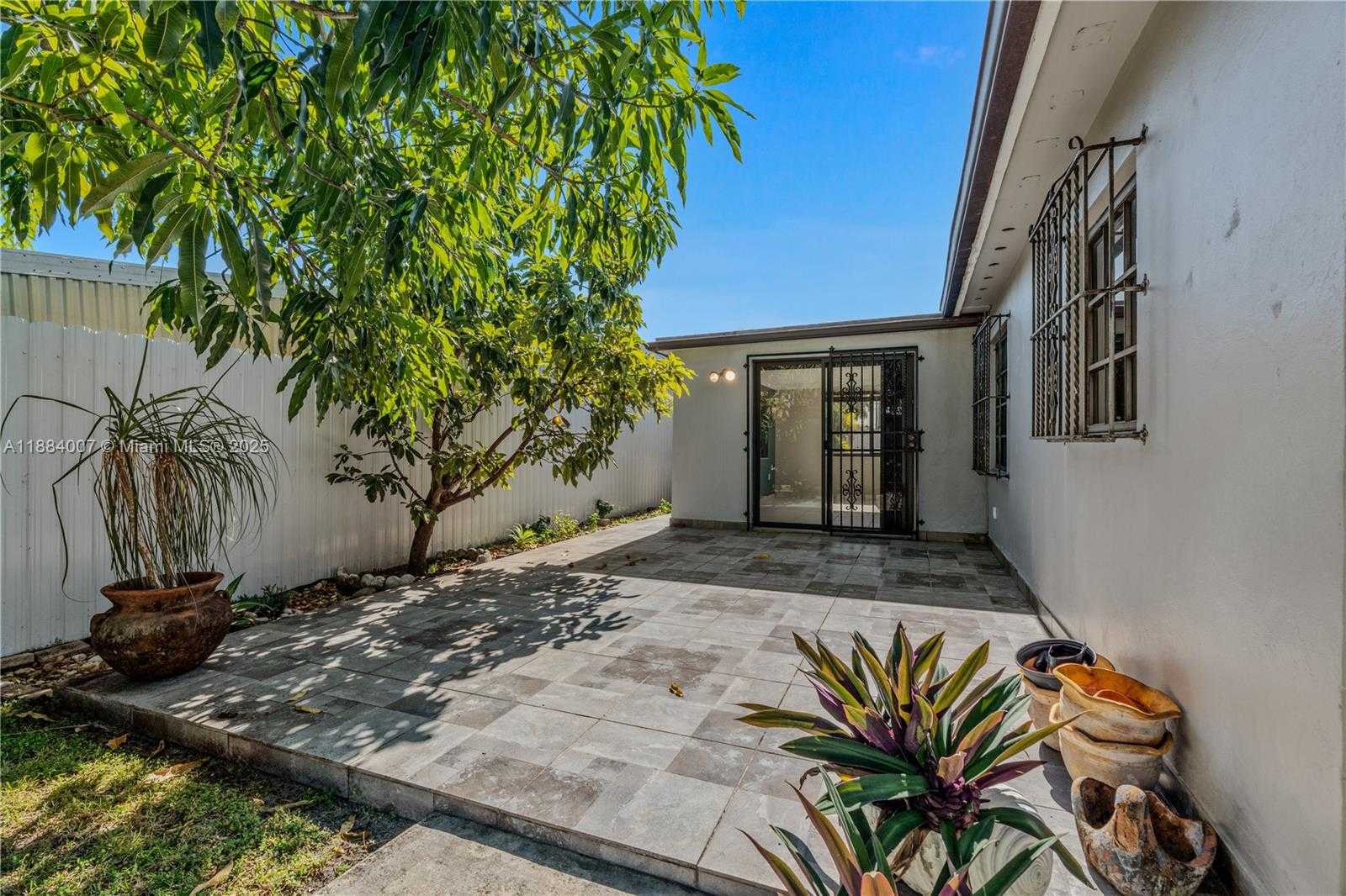 Small Image of 1231 WEST 60TH TER, Hialeah Number 23