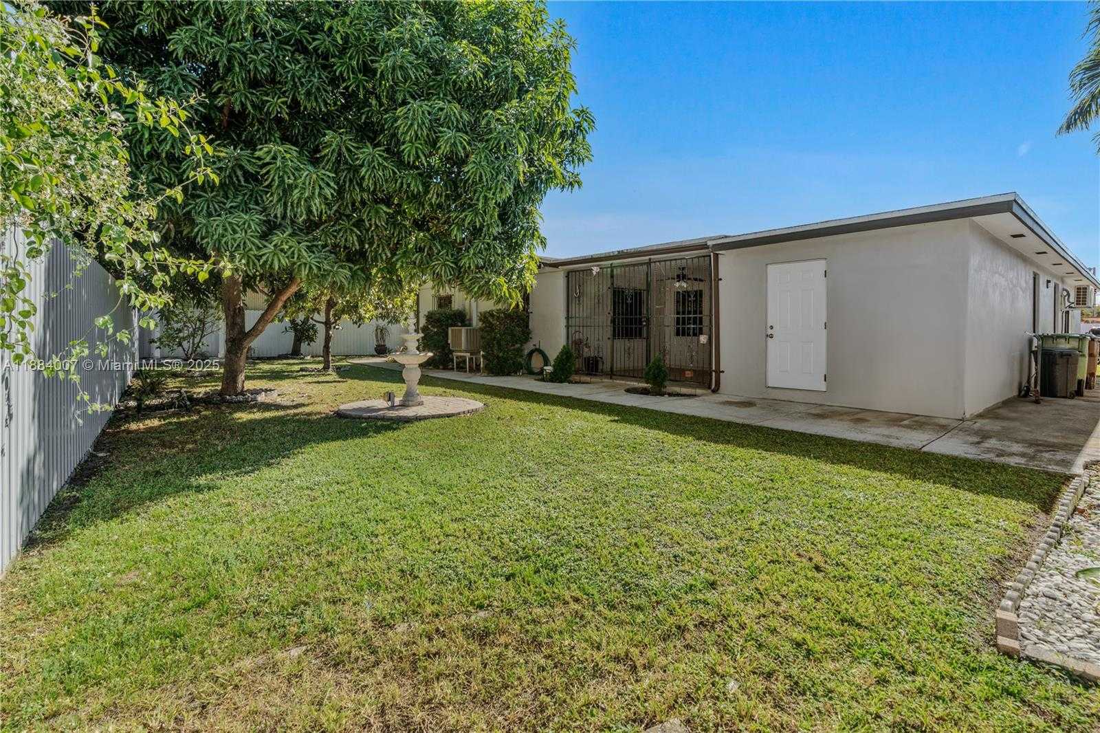 Small Image of 1231 WEST 60TH TER, Hialeah Number 27