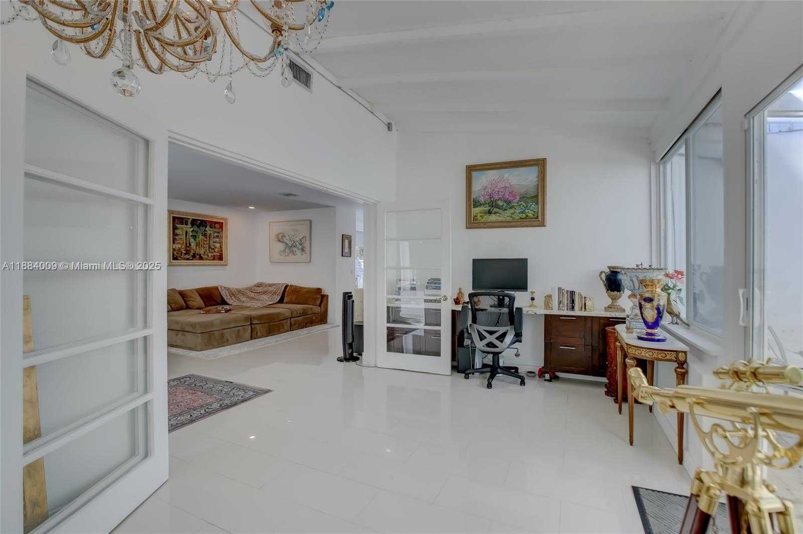 Small Image of 2601 NORTH EAST 11TH CT, Fort Lauderdale Number 11