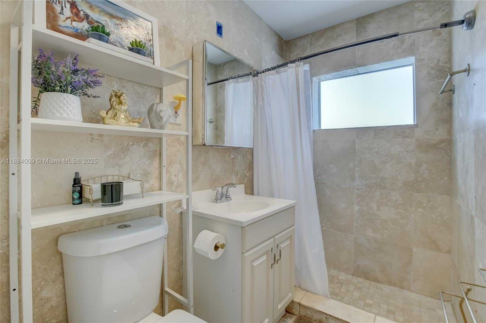 Small Image of 2601 NORTH EAST 11TH CT, Fort Lauderdale Number 26