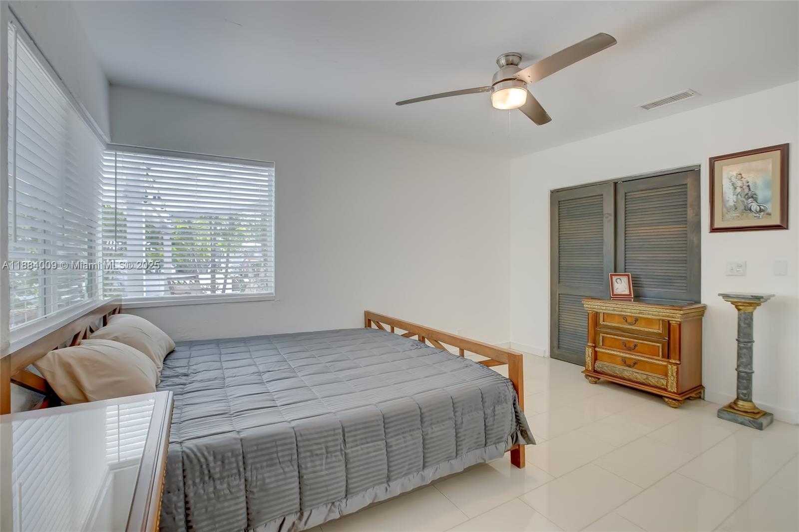 Small Image of 2601 NORTH EAST 11TH CT, Fort Lauderdale Number 28