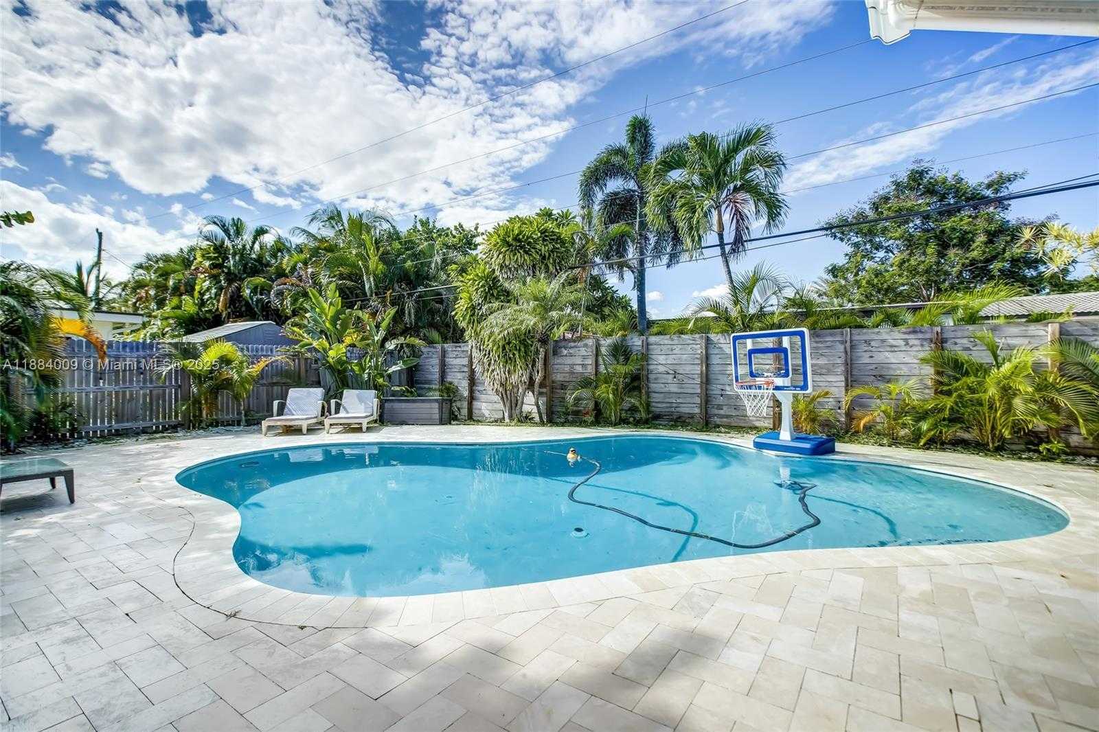 Small Image of 2601 NORTH EAST 11TH CT, Fort Lauderdale Number 39