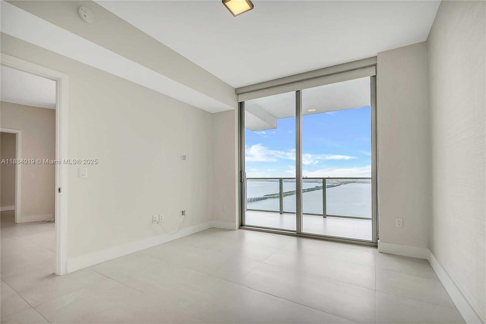 Small Image of 2900 NORTH EAST 7 AVE #4303, Miami Number 12