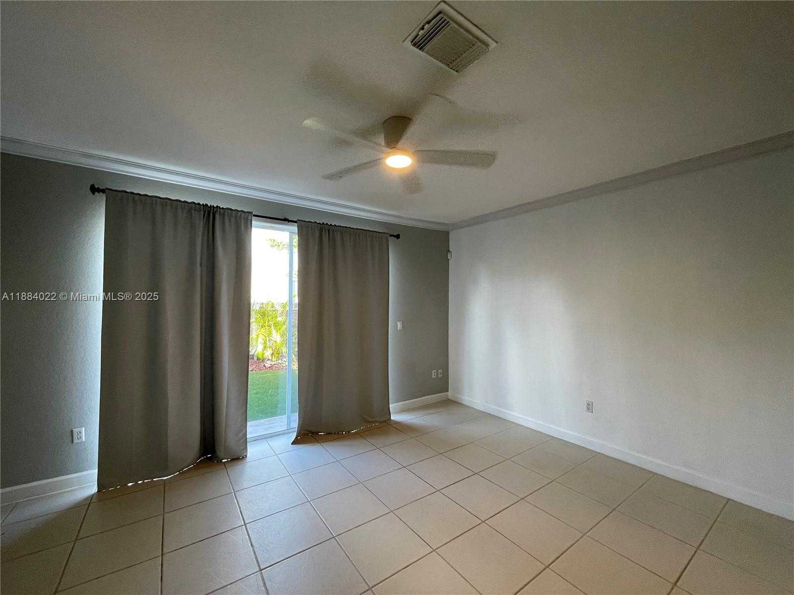 Small Image of 5430 NORTH WEST 107TH AVE #609, Doral Number 21