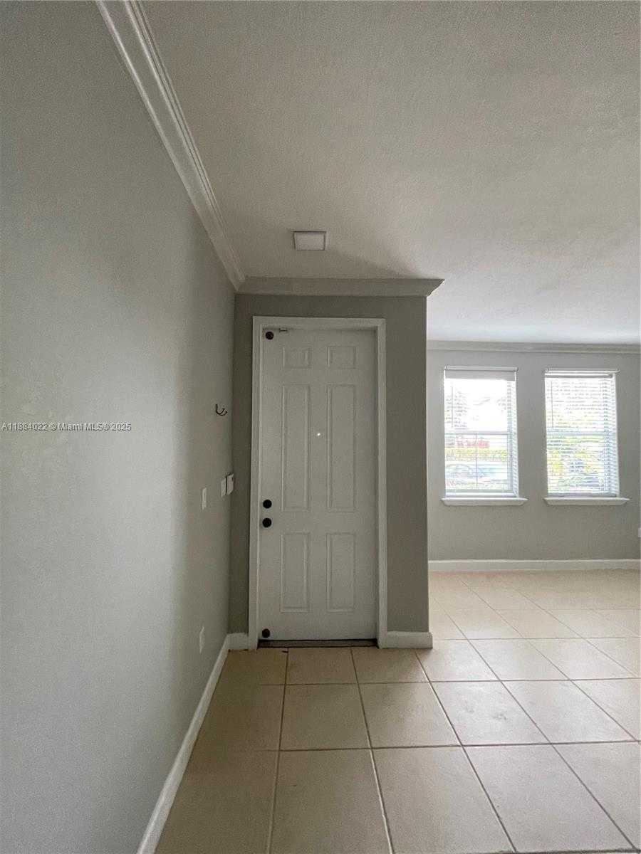 Small Image of 5430 NORTH WEST 107TH AVE #609, Doral Number 26