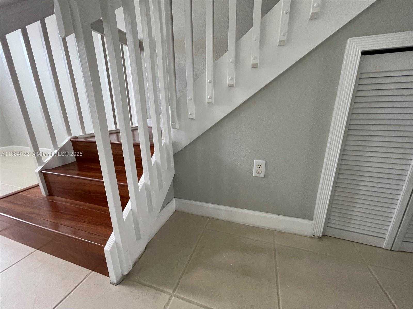 Small Image of 5430 NORTH WEST 107TH AVE #609, Doral Number 29