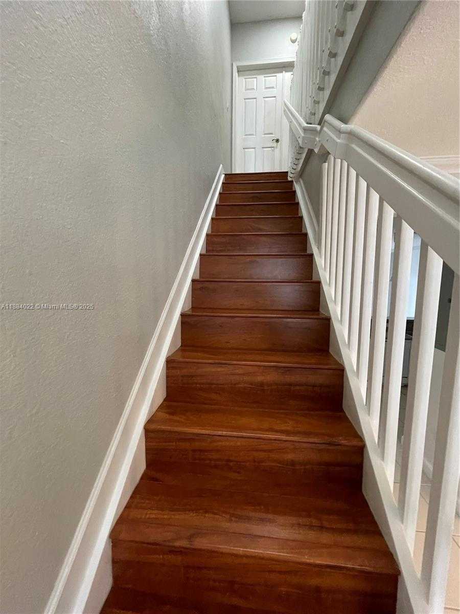 Small Image of 5430 NORTH WEST 107TH AVE #609, Doral Number 30