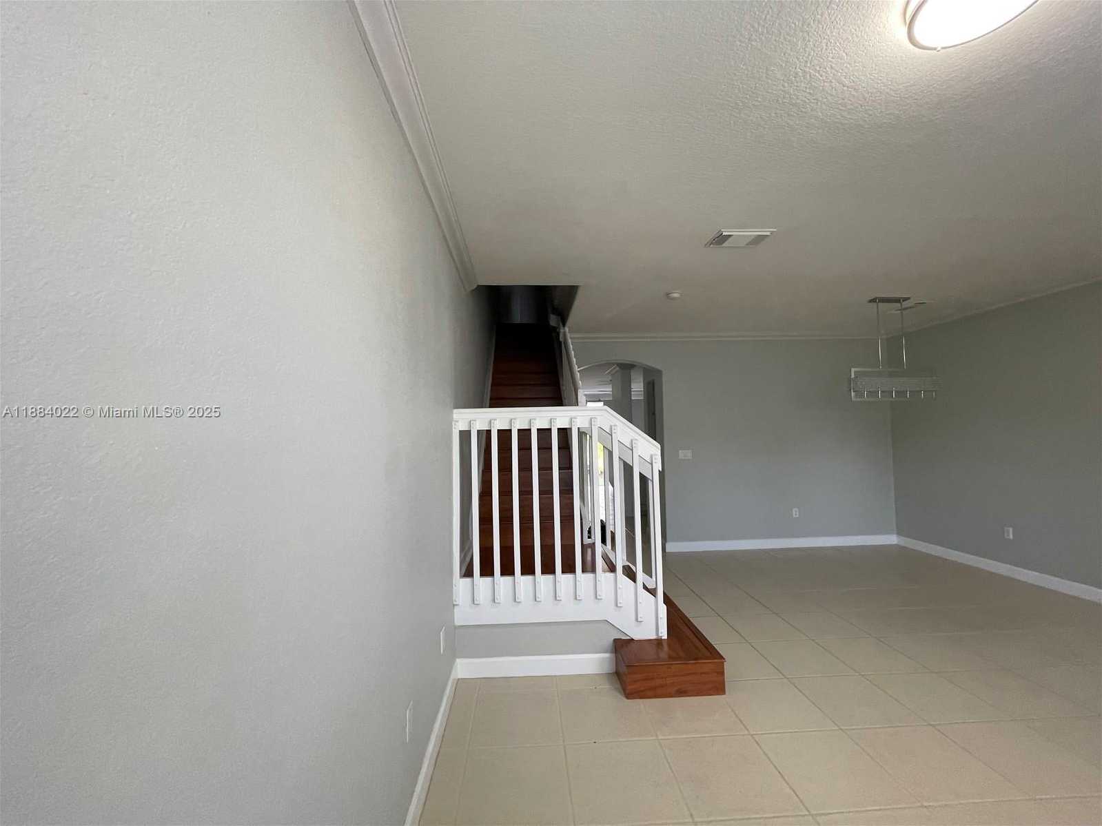 Small Image of 5430 NORTH WEST 107TH AVE #609, Doral Number 33