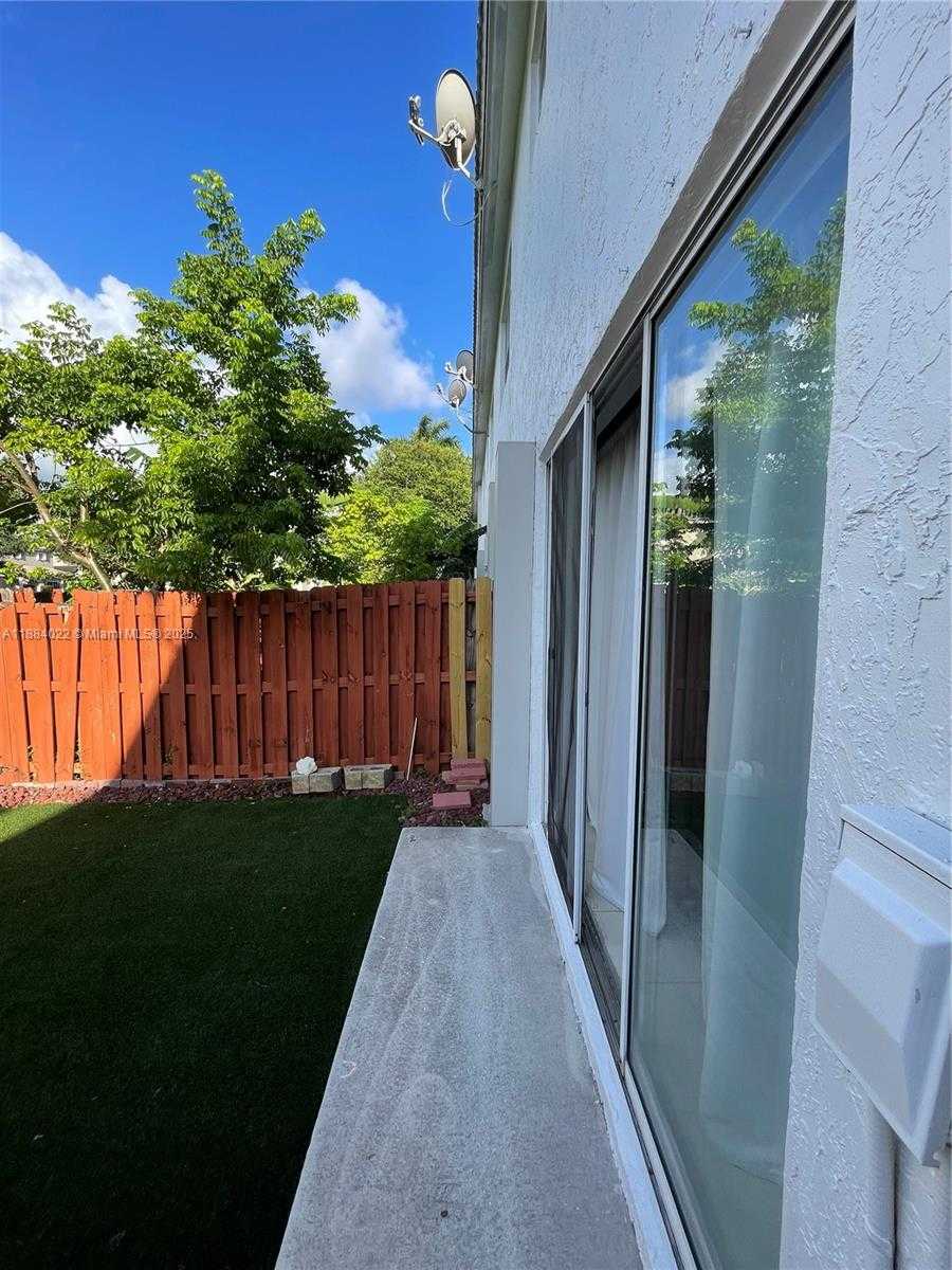 Small Image of 5430 NORTH WEST 107TH AVE #609, Doral Number 54
