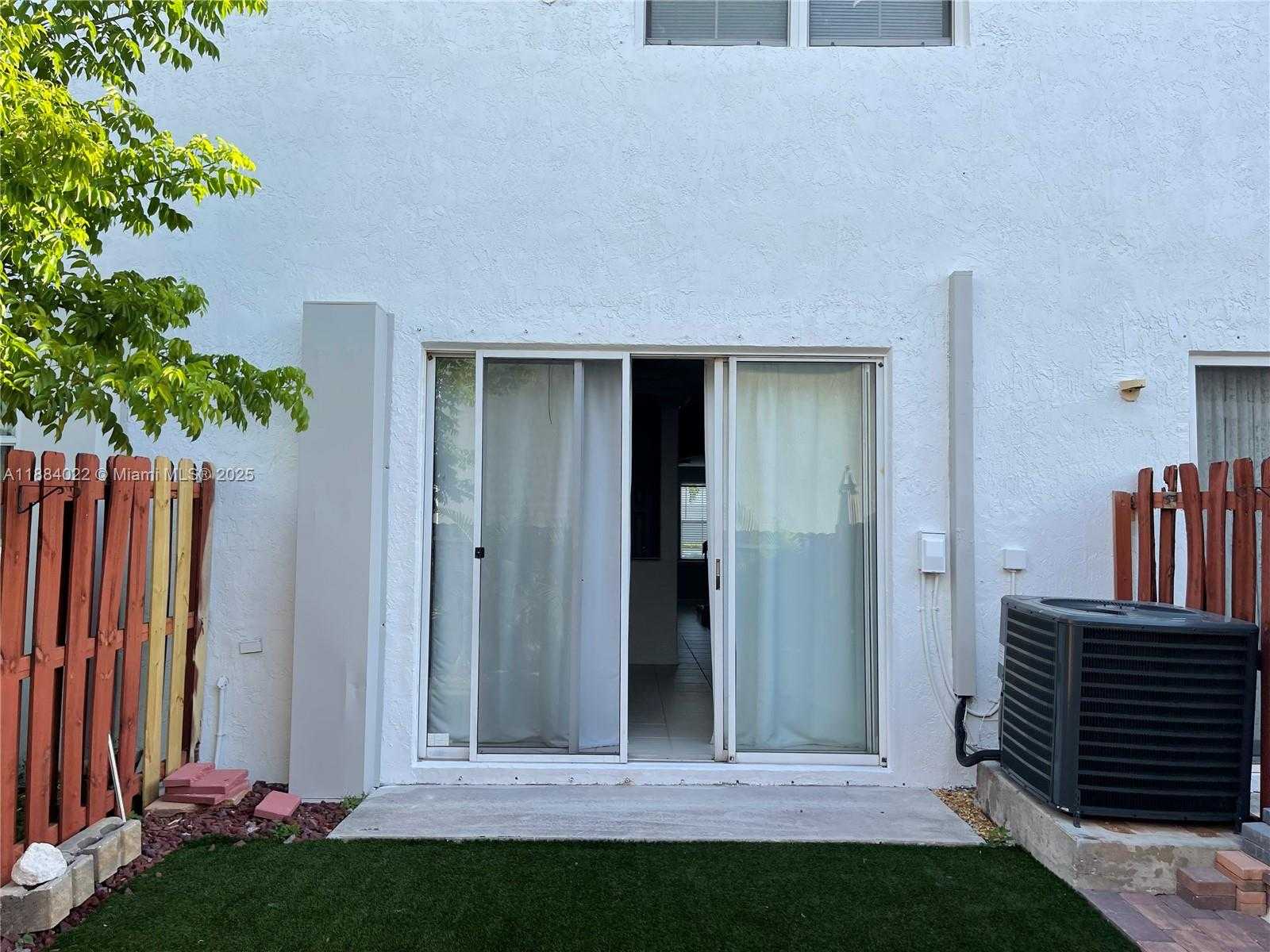 Small Image of 5430 NORTH WEST 107TH AVE #609, Doral Number 56