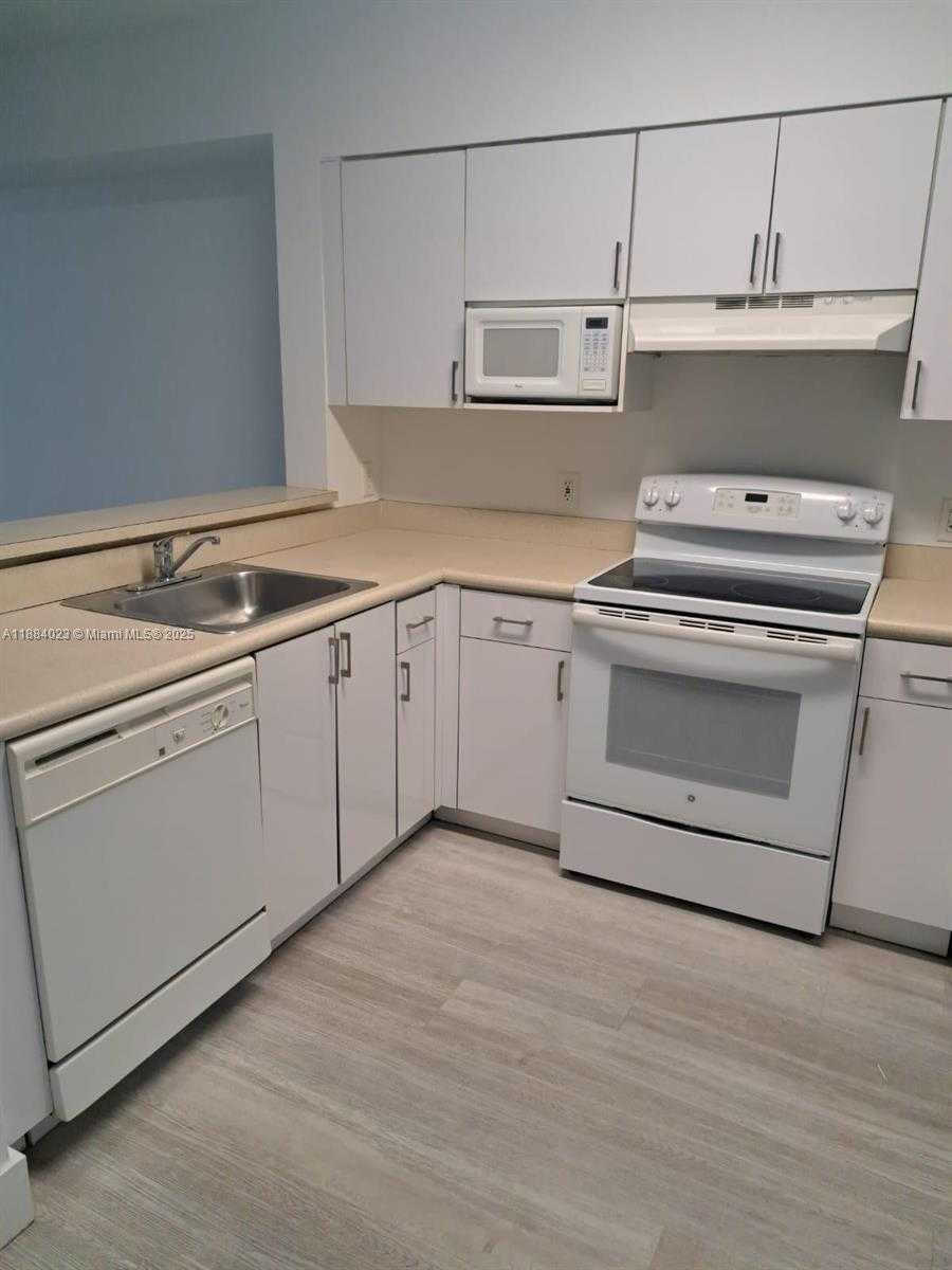 Small Image of 5091 NORTH WEST 7TH ST #1003, Miami Number 4
