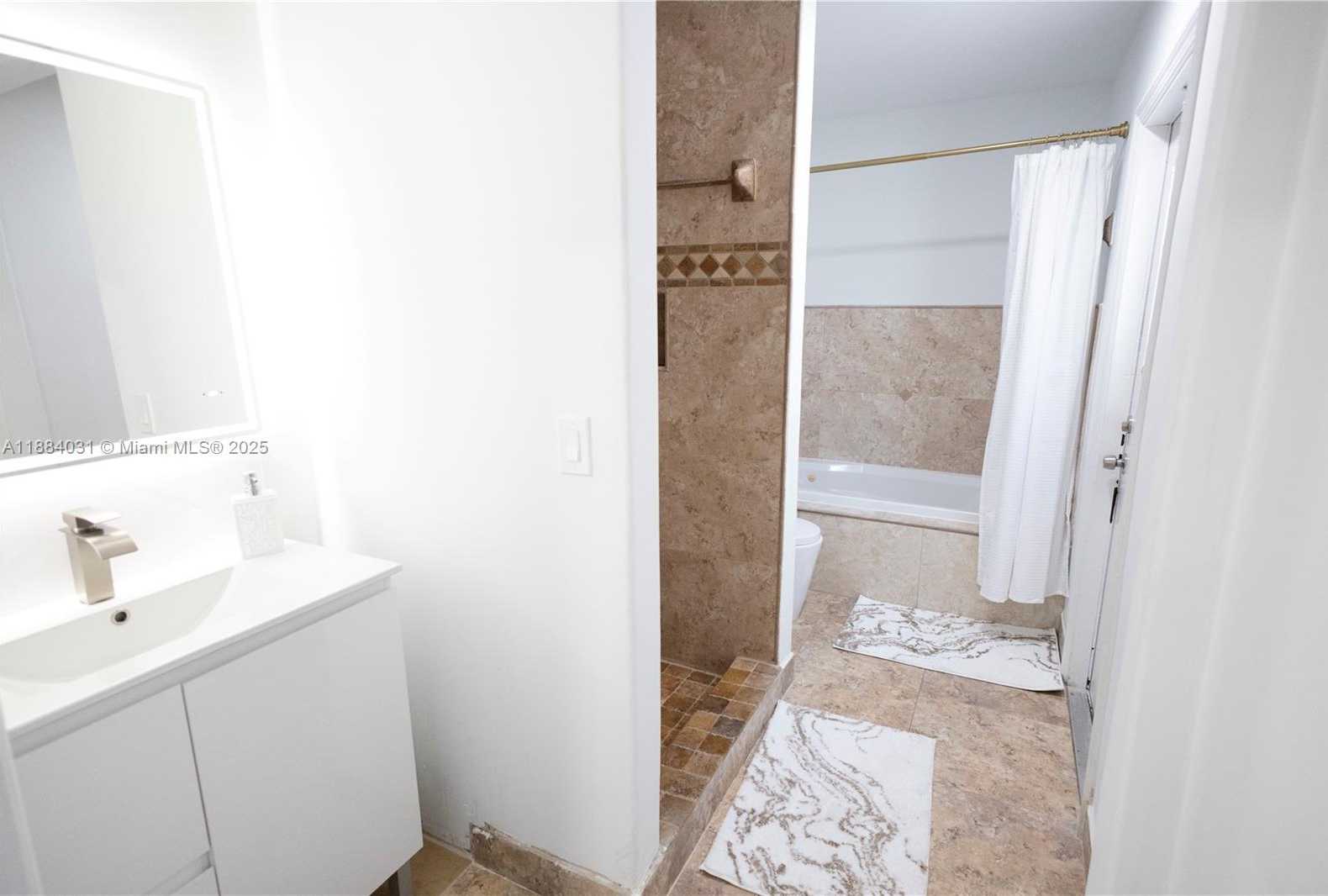 Small Image of 1435 GRANT ST #na, Hollywood Number 8