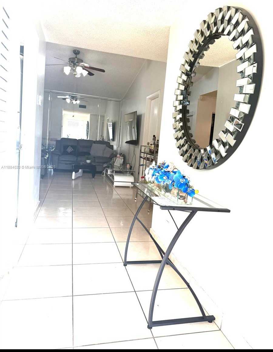 Small Image of 6018 NORTH WEST 172ND TERR CIR, Hialeah Number 4