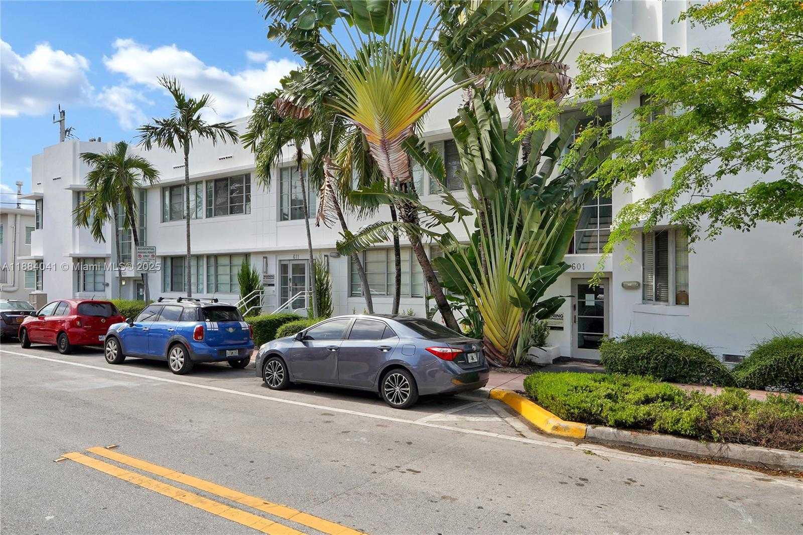 Small Image of 601 11TH ST #106, Miami Beach Number 5