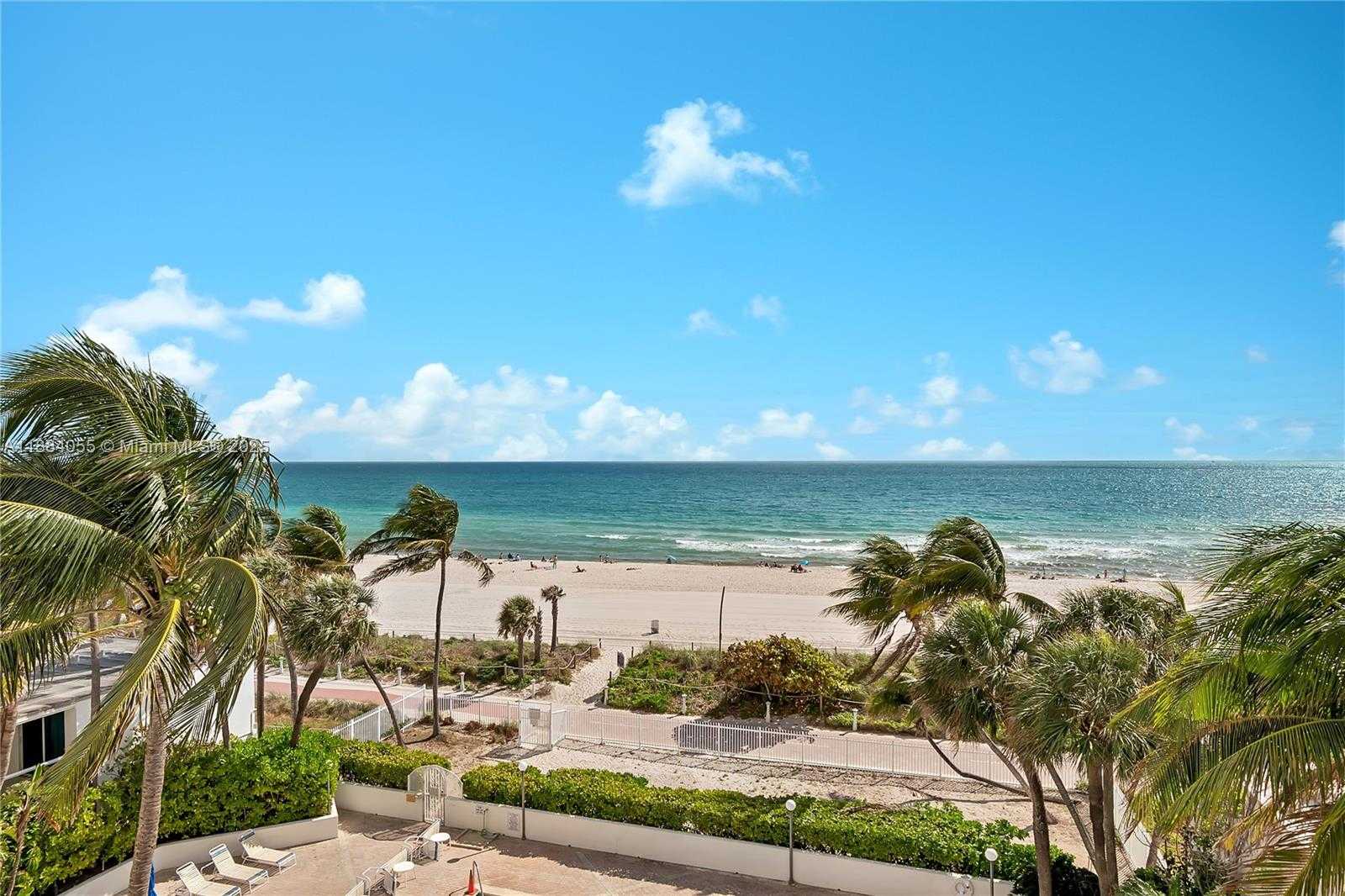 Small Image of 5415 COLLINS AVE #506, Miami Beach Number 27