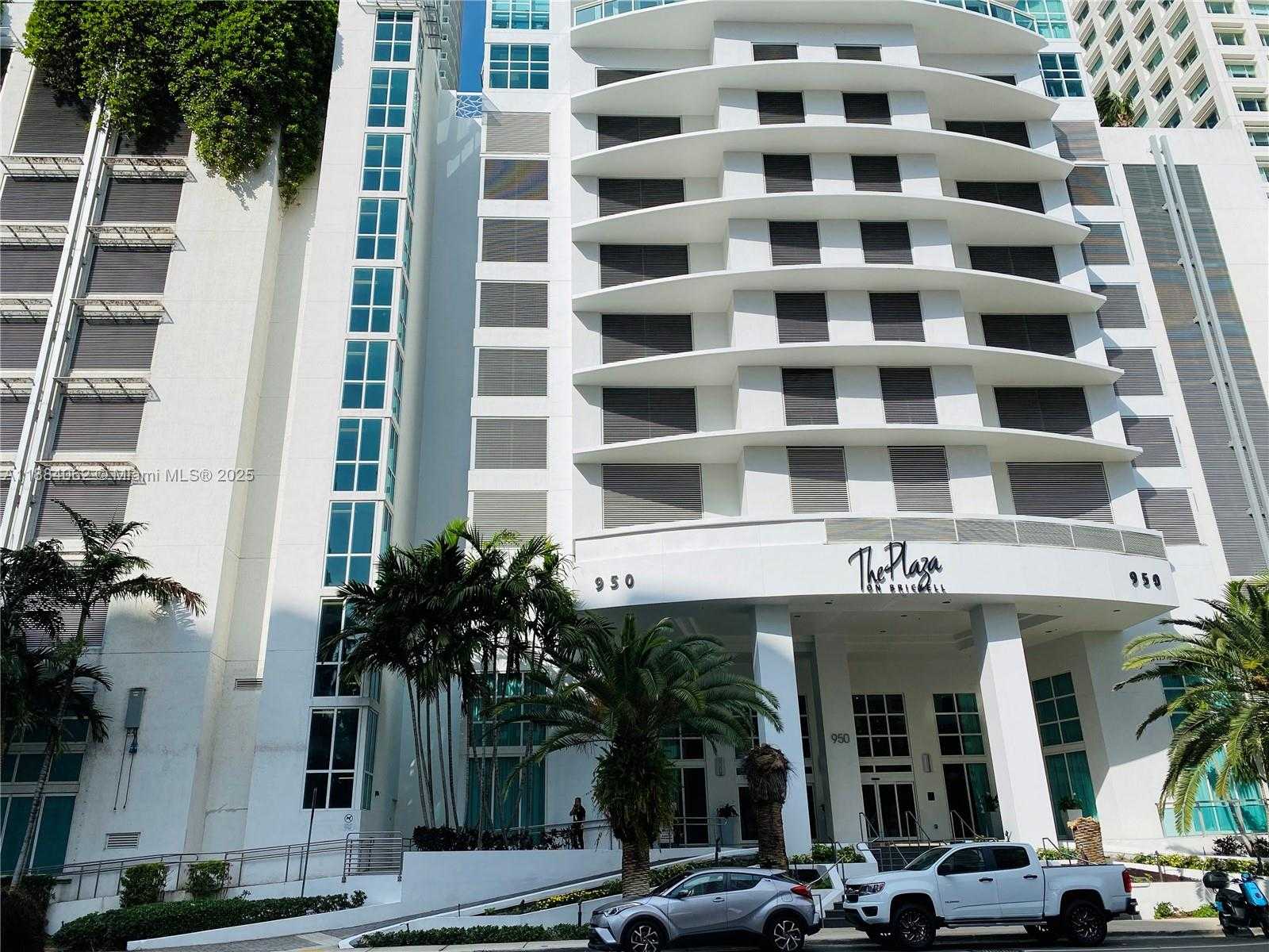 Small Image of 950 BRICKELL BAY DR #1609, Miami Number 15