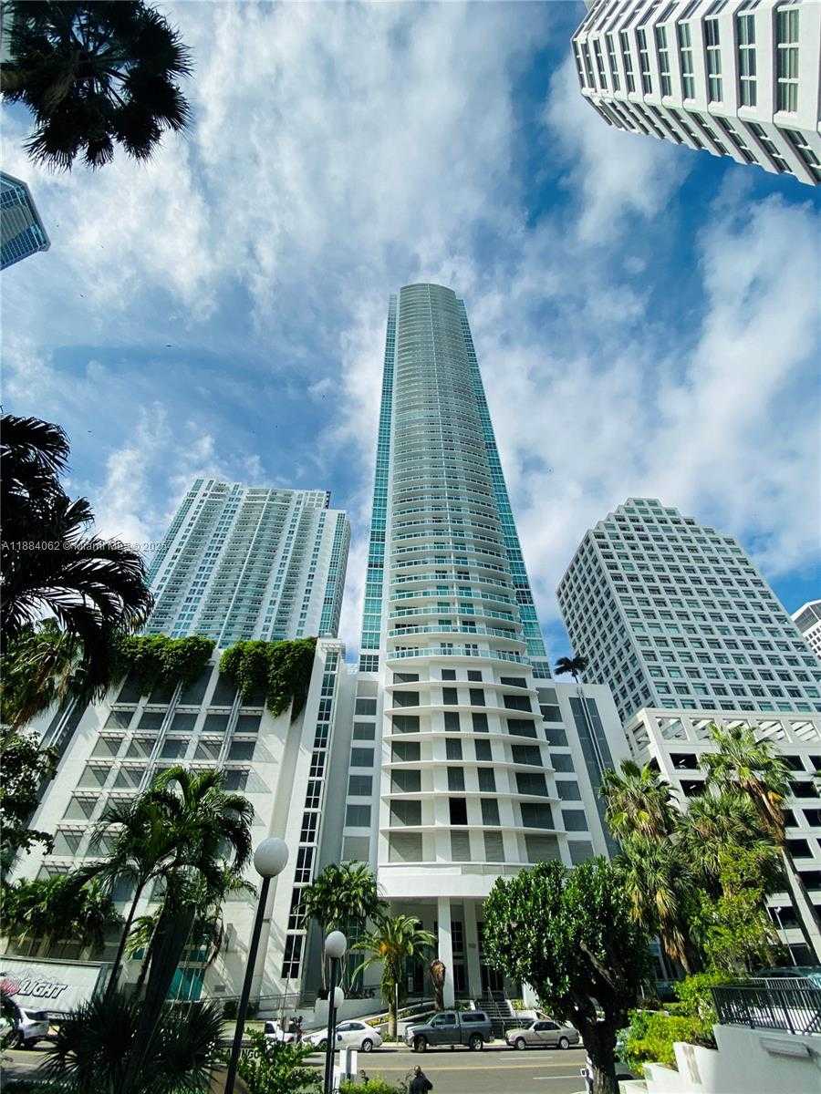 Small Image of 950 BRICKELL BAY DR #1609, Miami Number 17