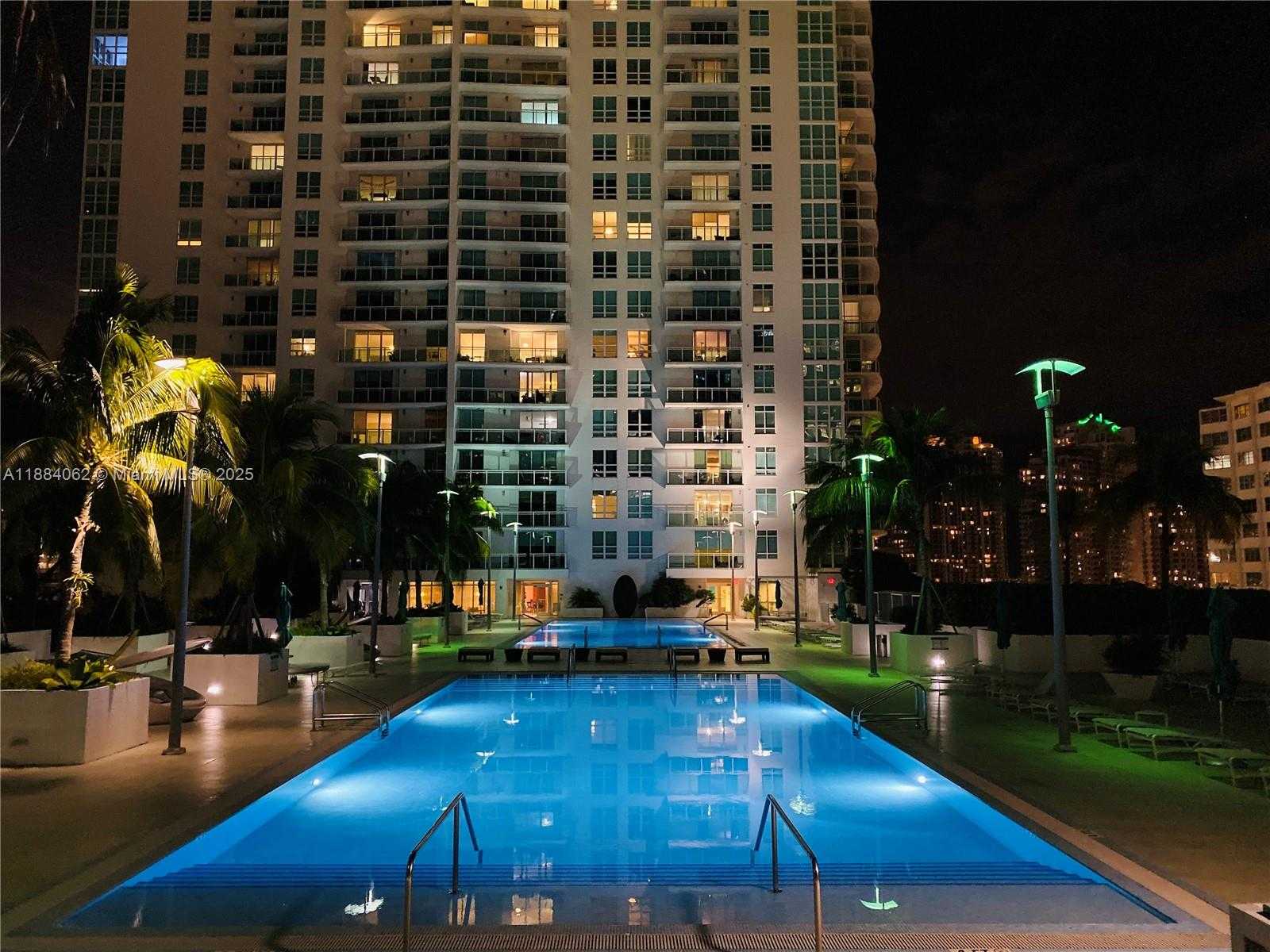 Small Image of 950 BRICKELL BAY DR #1609, Miami Number 24